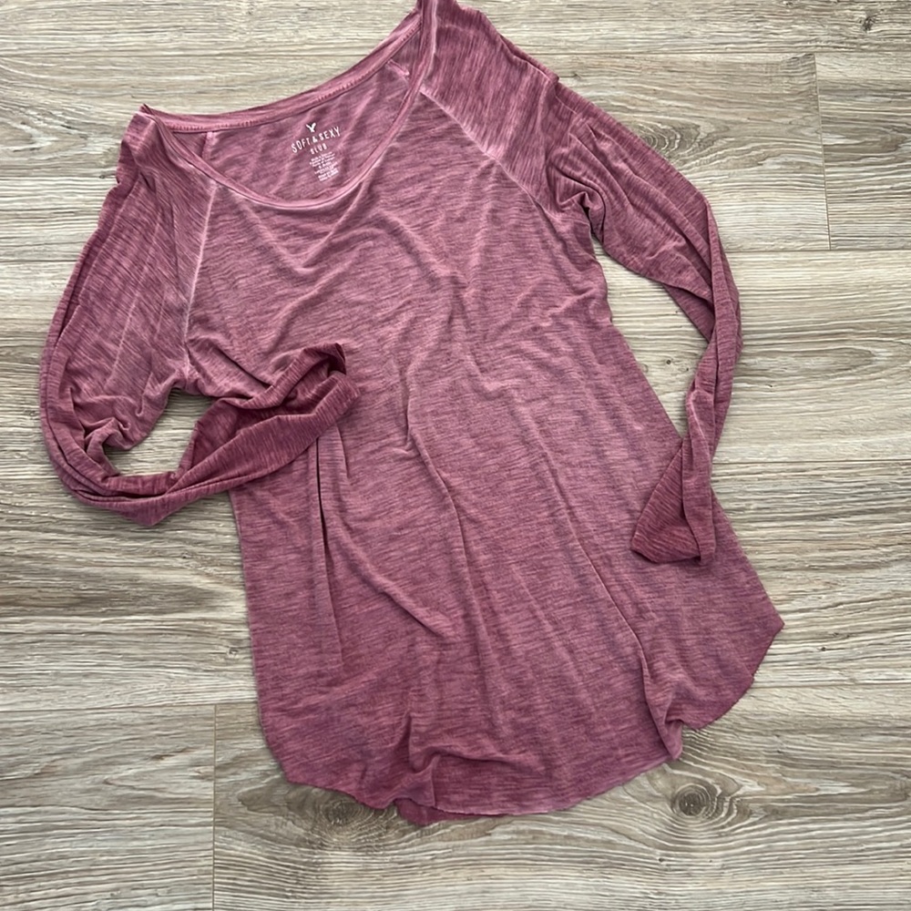 American Eagle long sleeve shirt